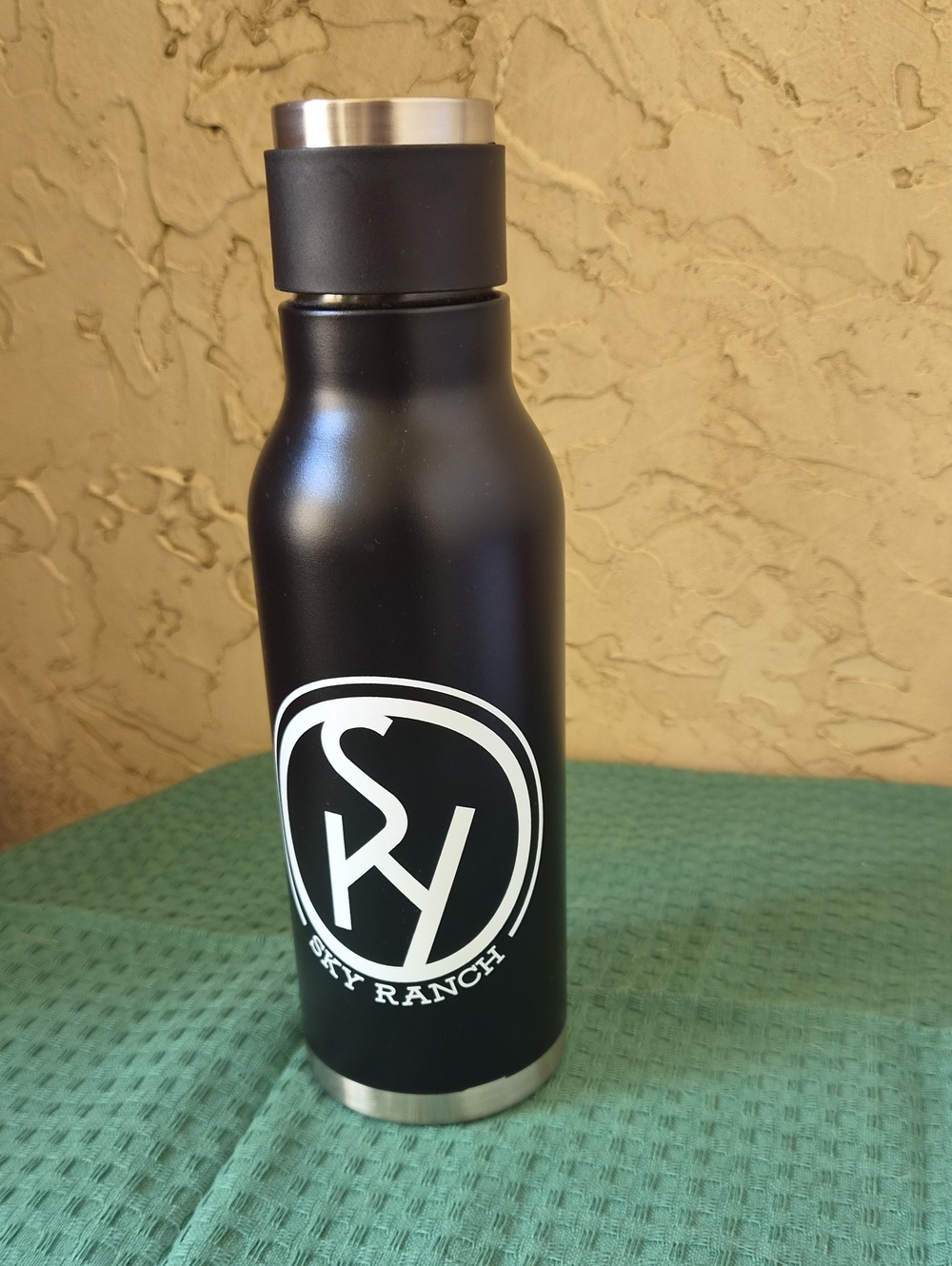 Black Stainless Steel Insulated Water Bottle SKYRANCH